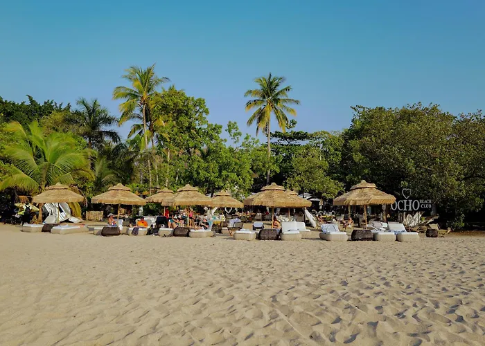 Ocho Artisan Bungalows (Adults Only)